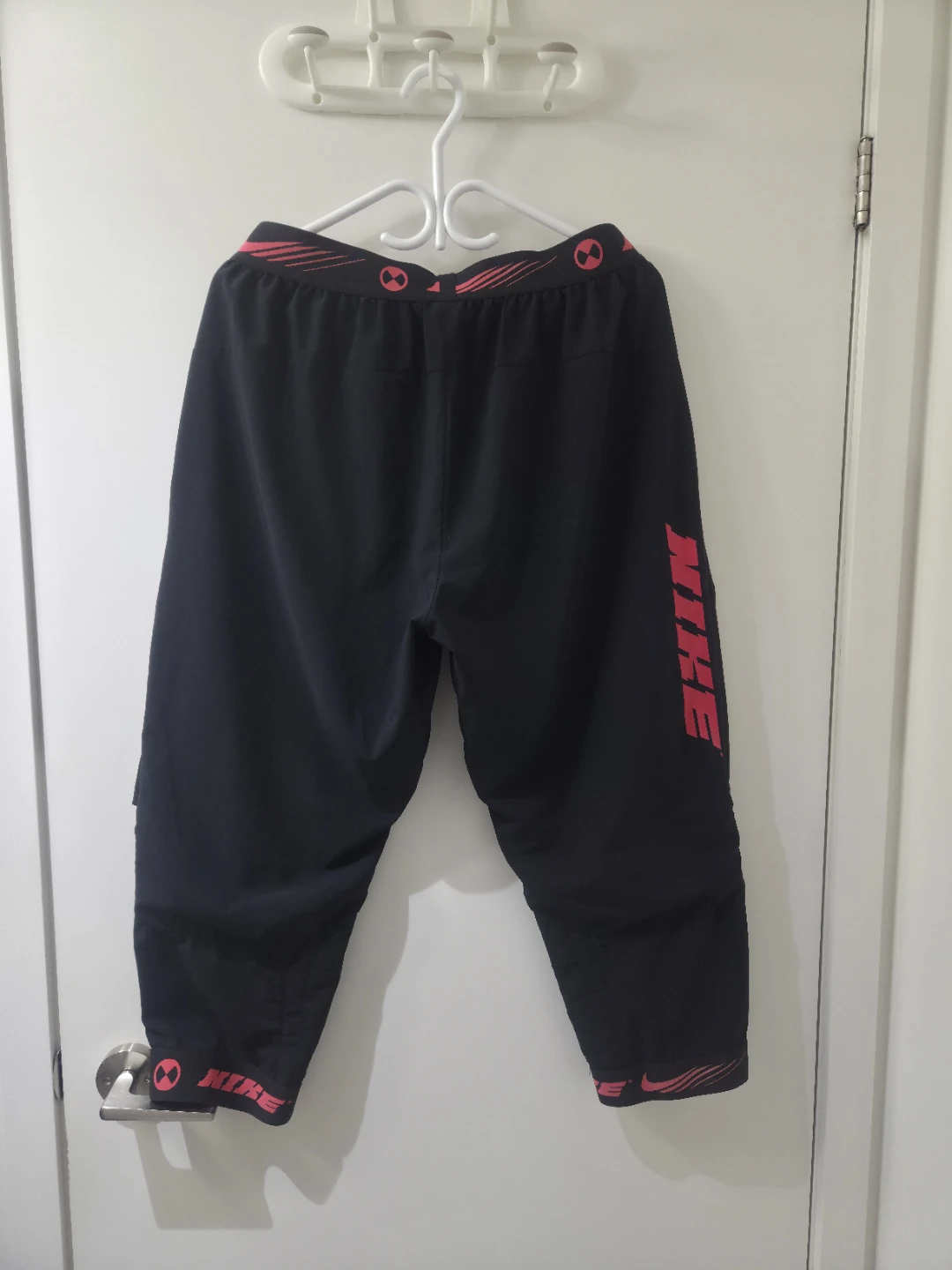 Nike Training Capri Pants Black (Size M) - photo 2