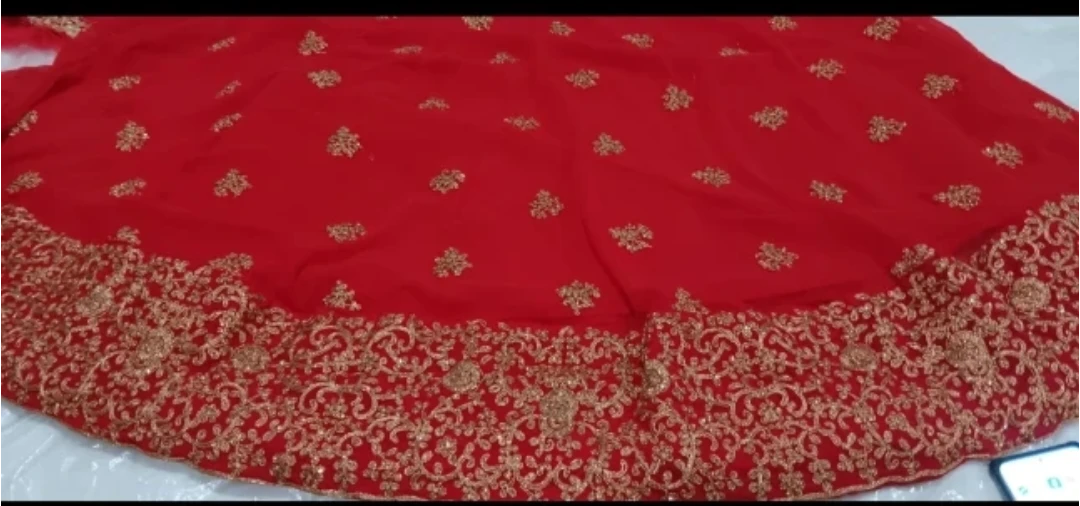 Red Lehenga Choli with Gold Embroidery - photo 3