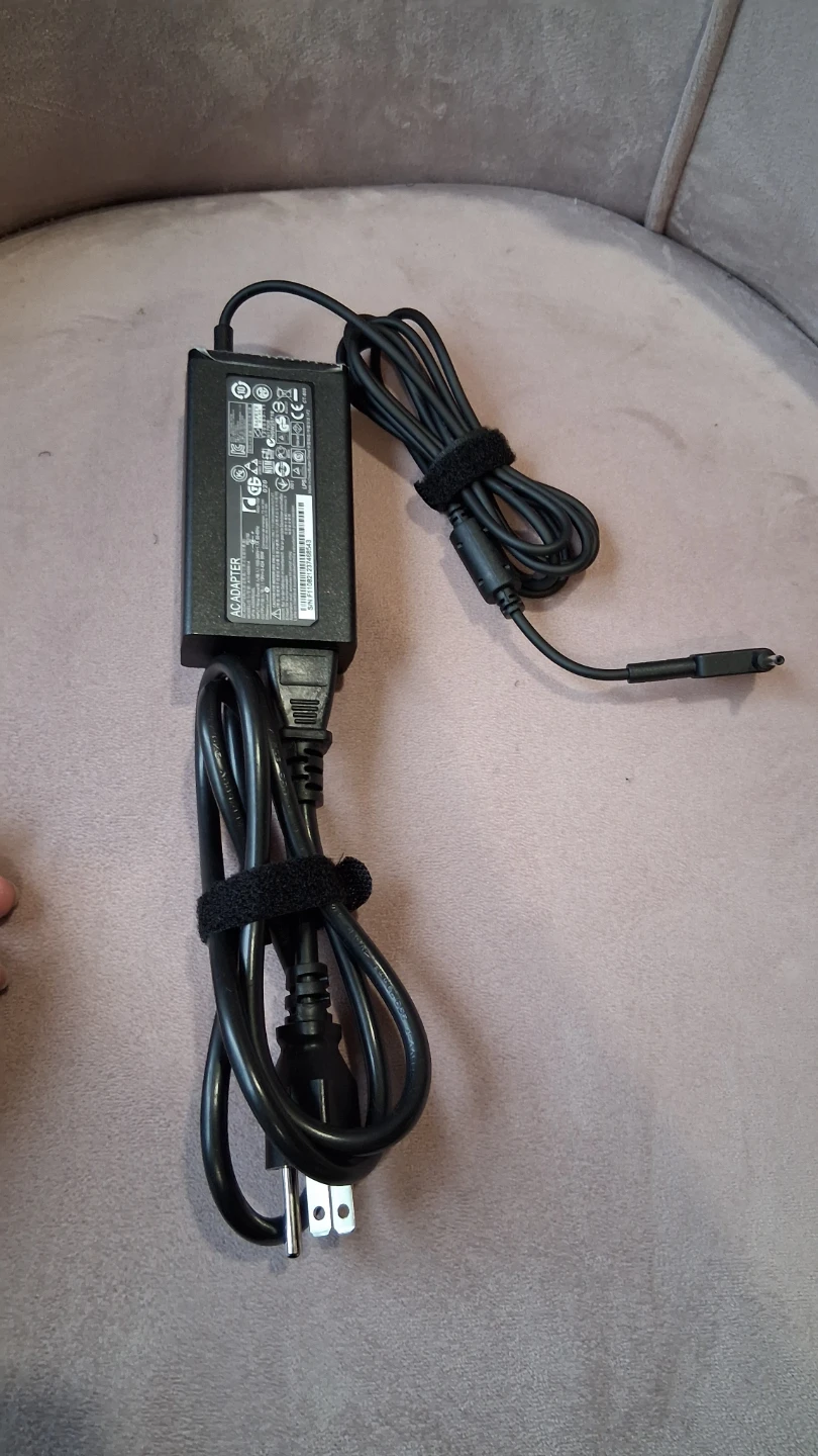 19V AC power adaptor 3mm jack Acer Chromebook Acer Aspire etc.