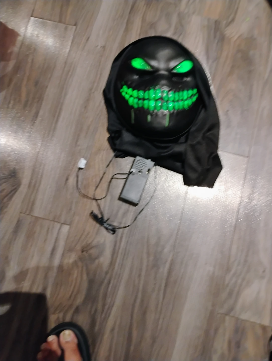Light-up Halloween Skull Mask - photo 2