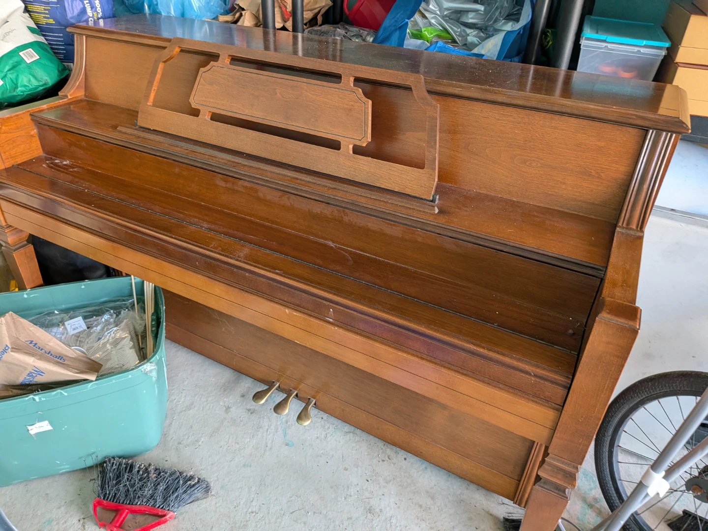 Old fashion piano