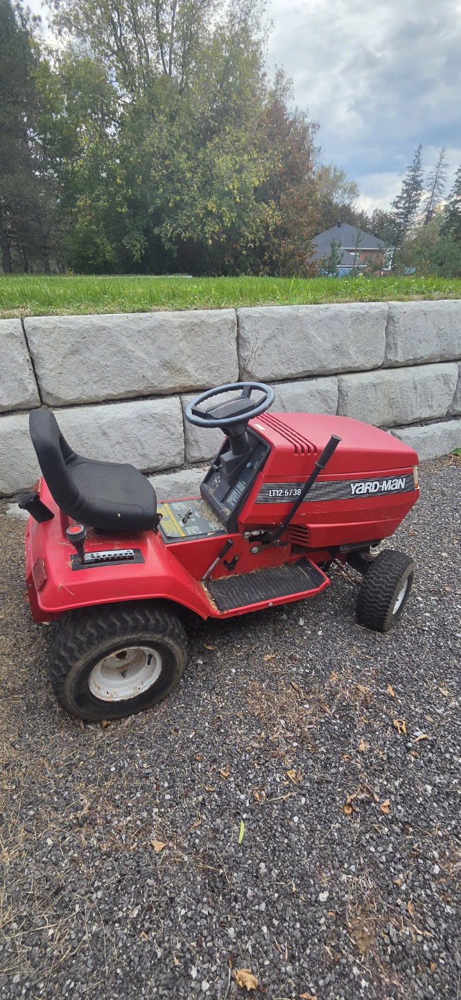 Yard-Man LT12.5/38 Riding Lawn Mower - photo 3