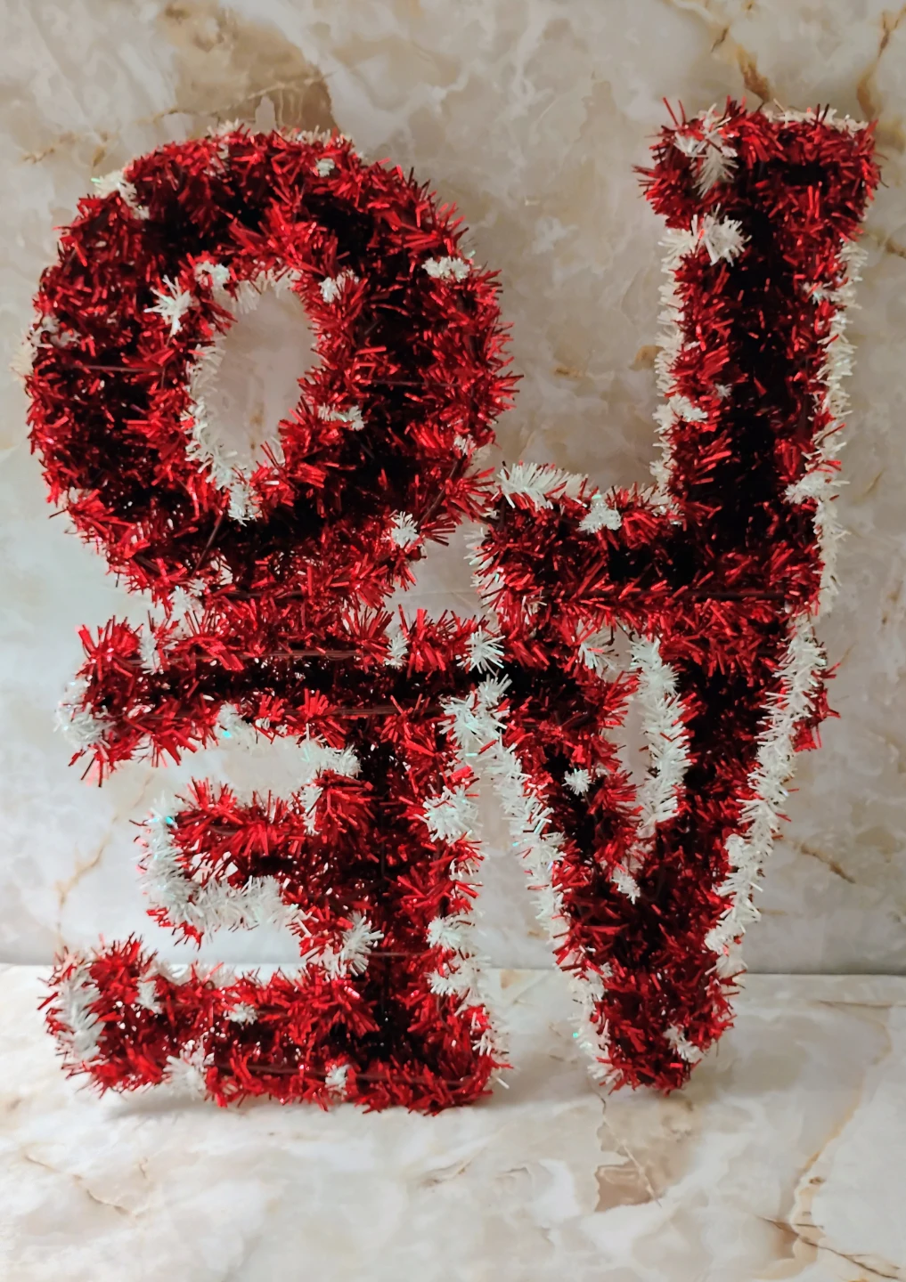 SPARKLING TINSEL “LOVE” HANGING DÉCOR - photo 2