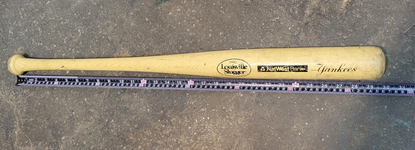 Louisville Slugger Yankees Wood Baseball Bat - photo 5