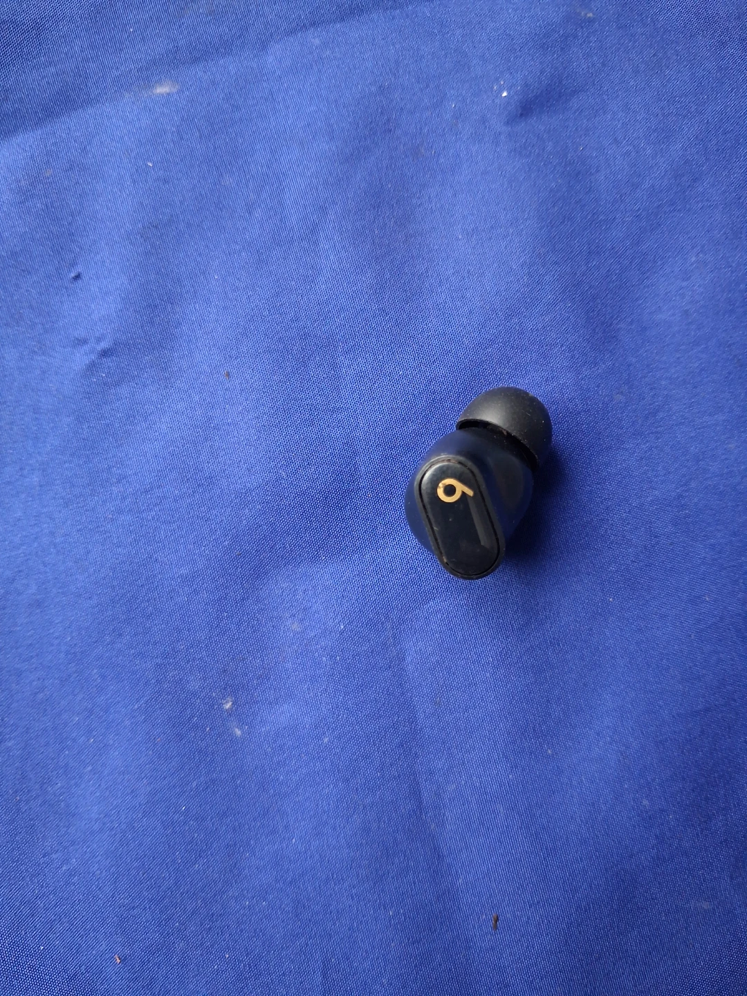 Beats by Dre Wireless Earbud (Left Replacement) - photo 2