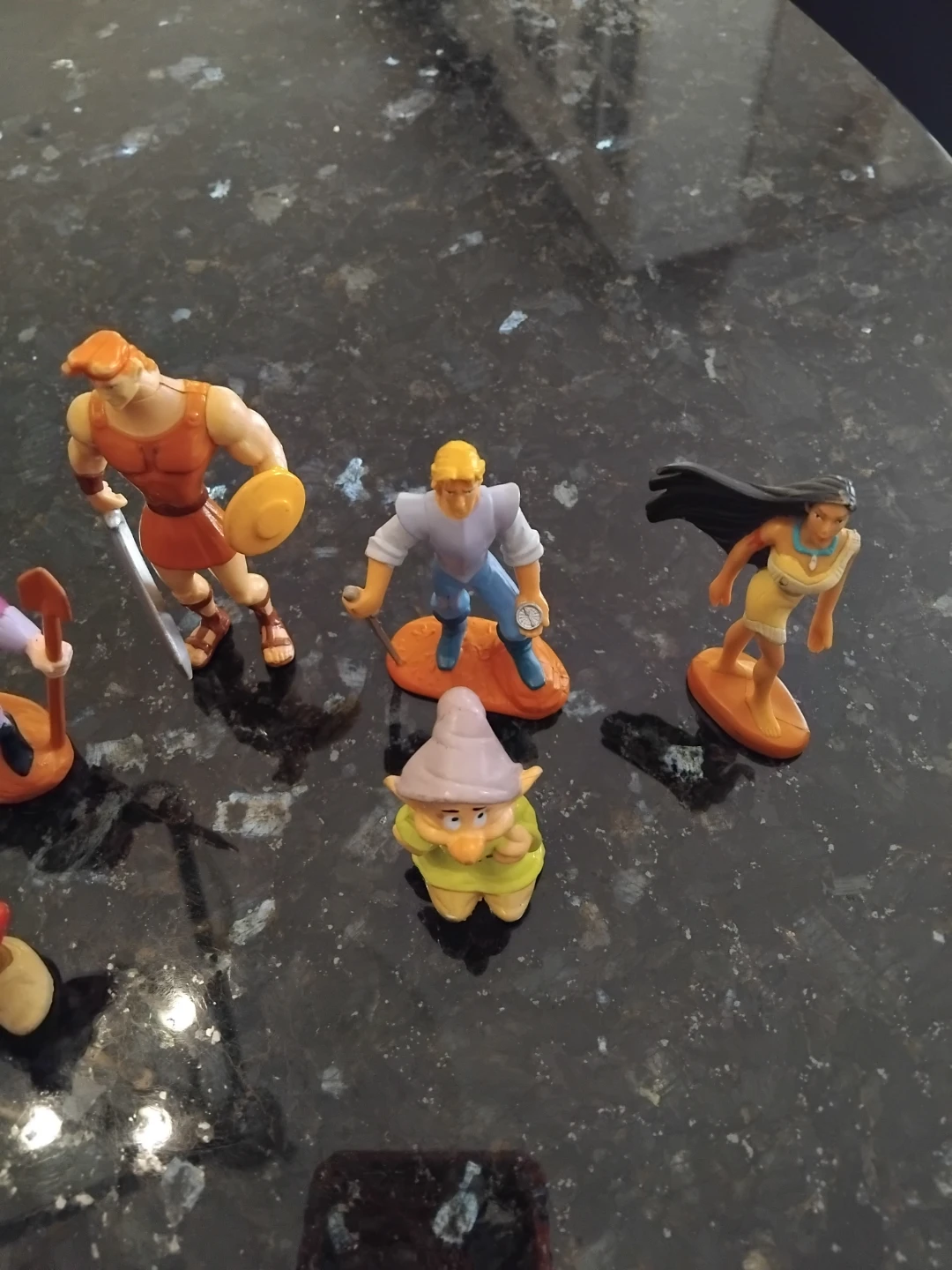 Disney Character Figurines Collection - photo 3