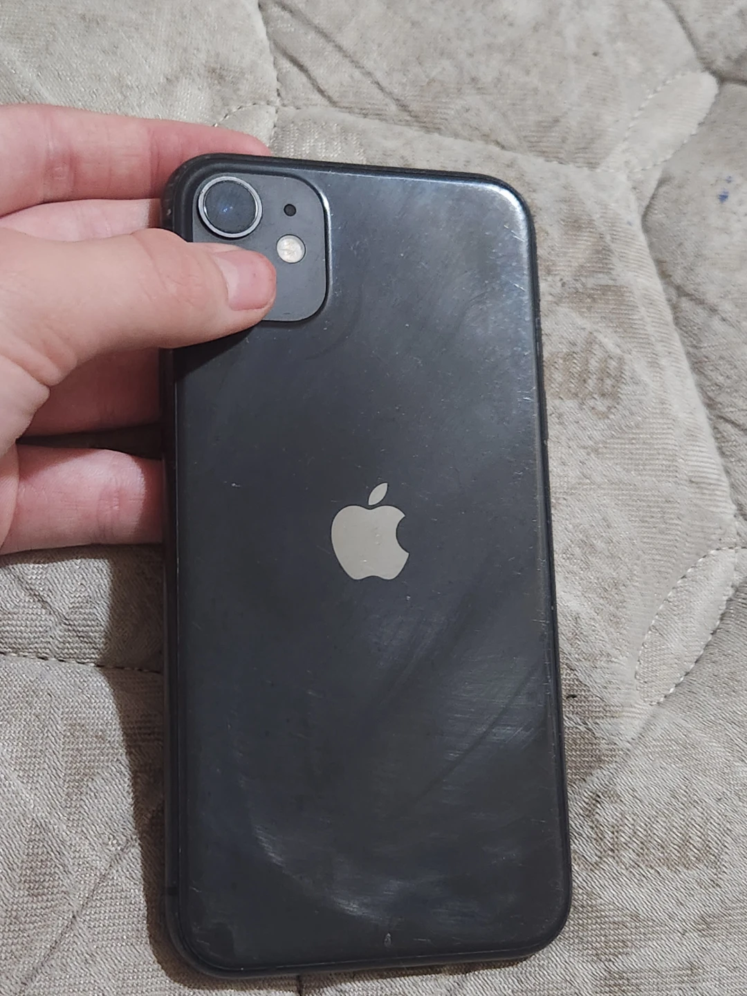 Black Apple iPhone 11