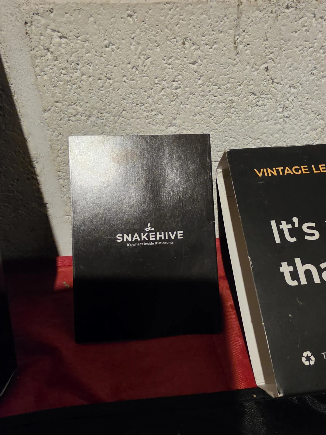 Snakehive Vintage Leather Samsung Phone S24 Case - photo 3