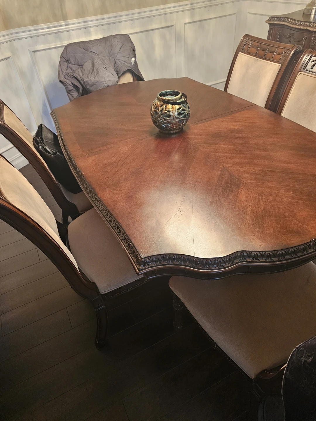 Traditional Dining Room Chairs