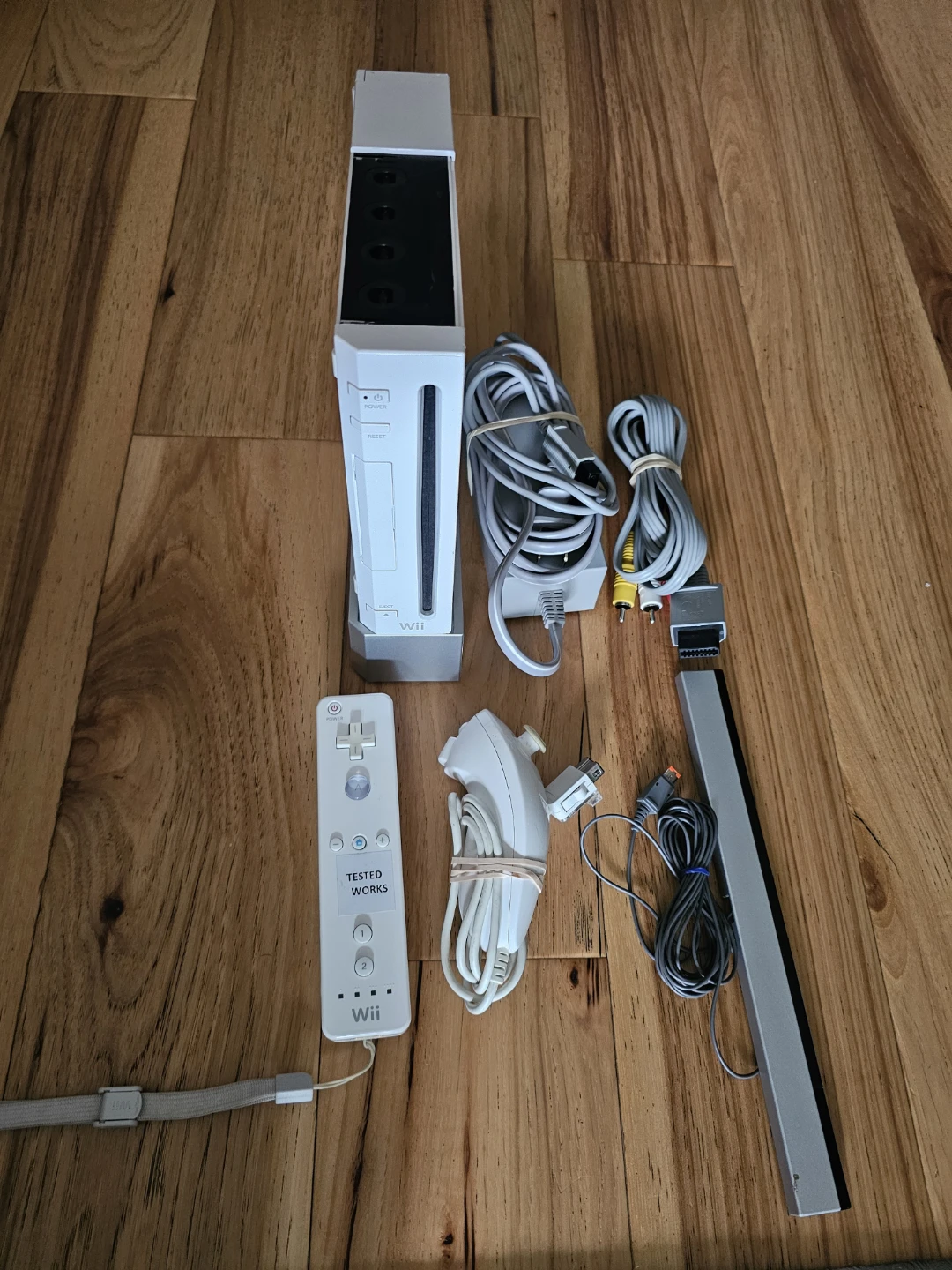 Nintendo Wii Console Bundle