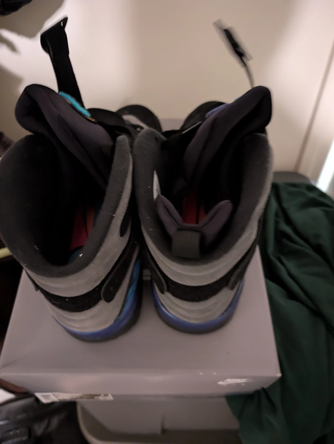Air Jordan 8 Retro Sneakers - photo 4