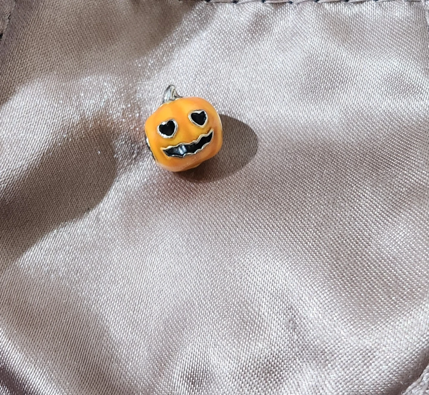 Glow-in-the-dark Halloween Pumpkin Charm