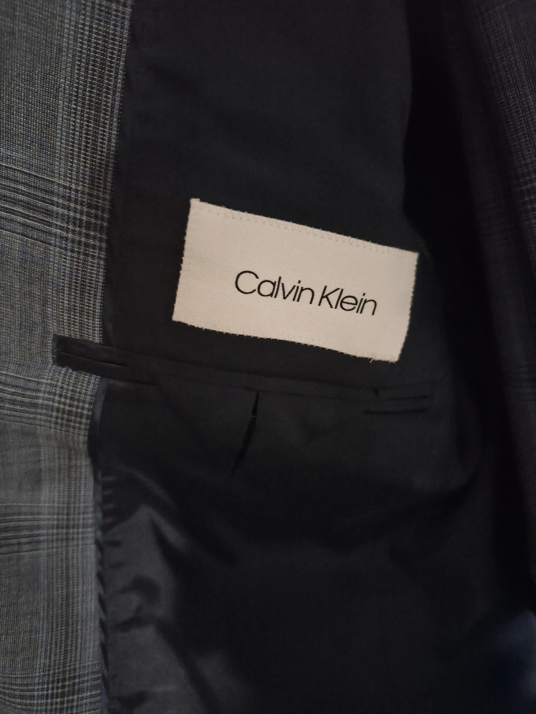 Men's Calvin Klein Suit - photo 3