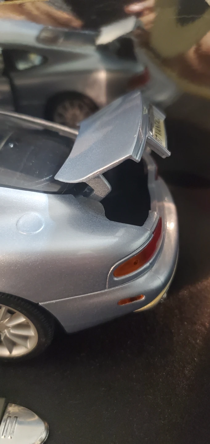 Maisto Aston Martin DB7 Vantage 1:18 - photo 3
