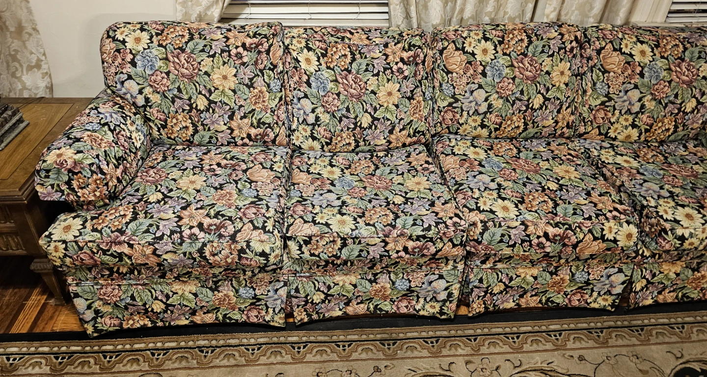 3-piece Victorian sectional couch