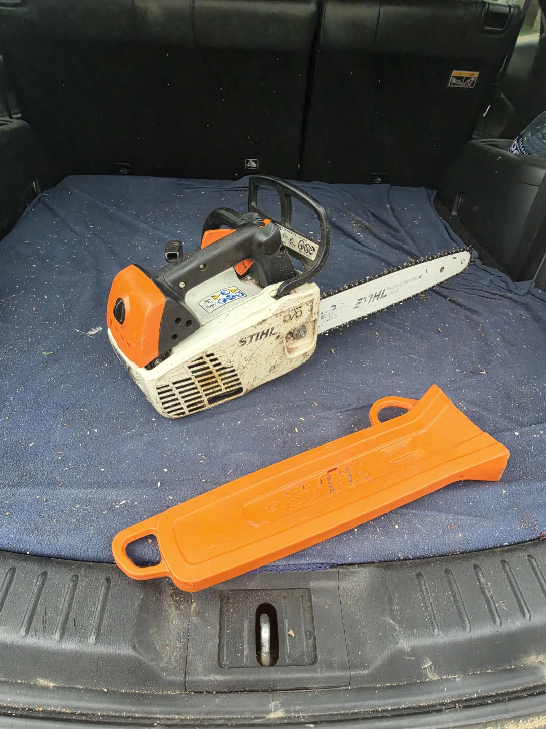 Stihl MS 194T Chainsaw - photo 2