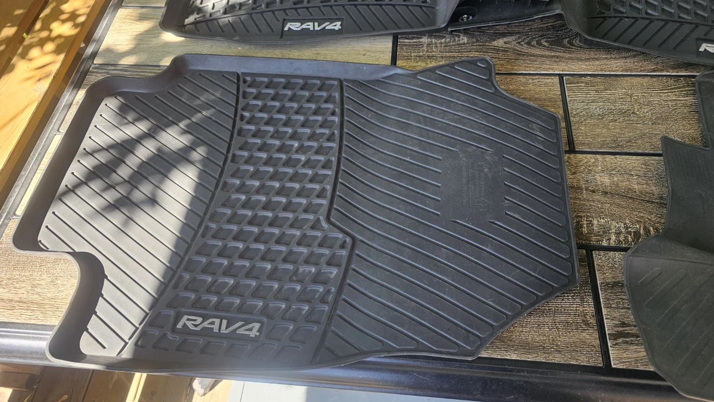 Toyota RAV4 All-Weather Floor Mats - photo 3
