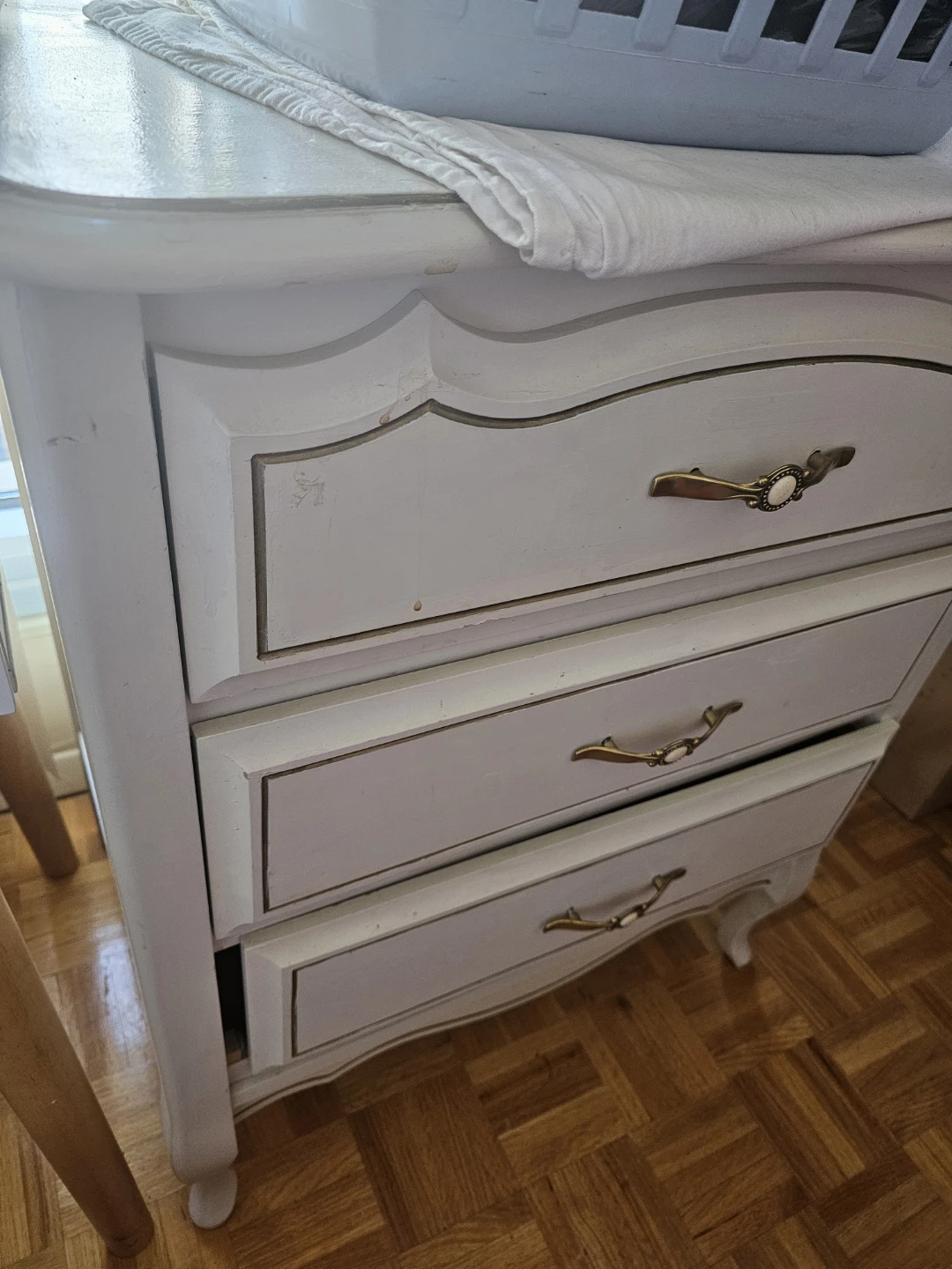 White Vanity Desk with Drawers - photo 2