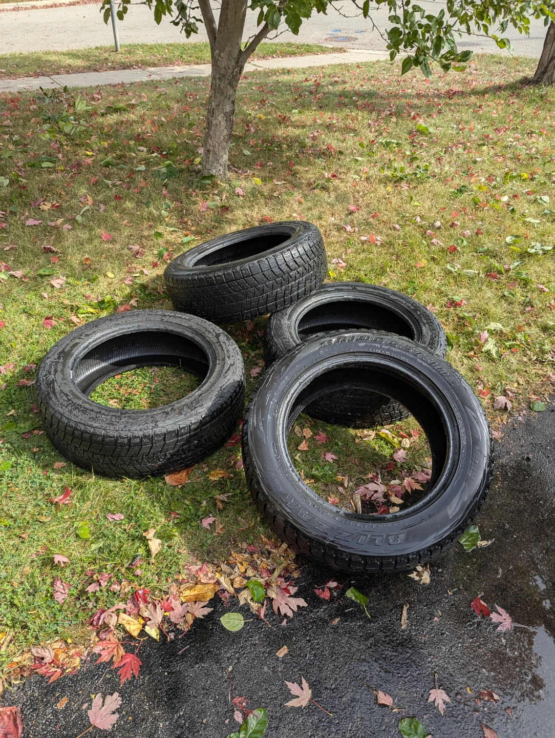 235 60 r18 Bridgestone Blizzaks DM-V1 $500 obo