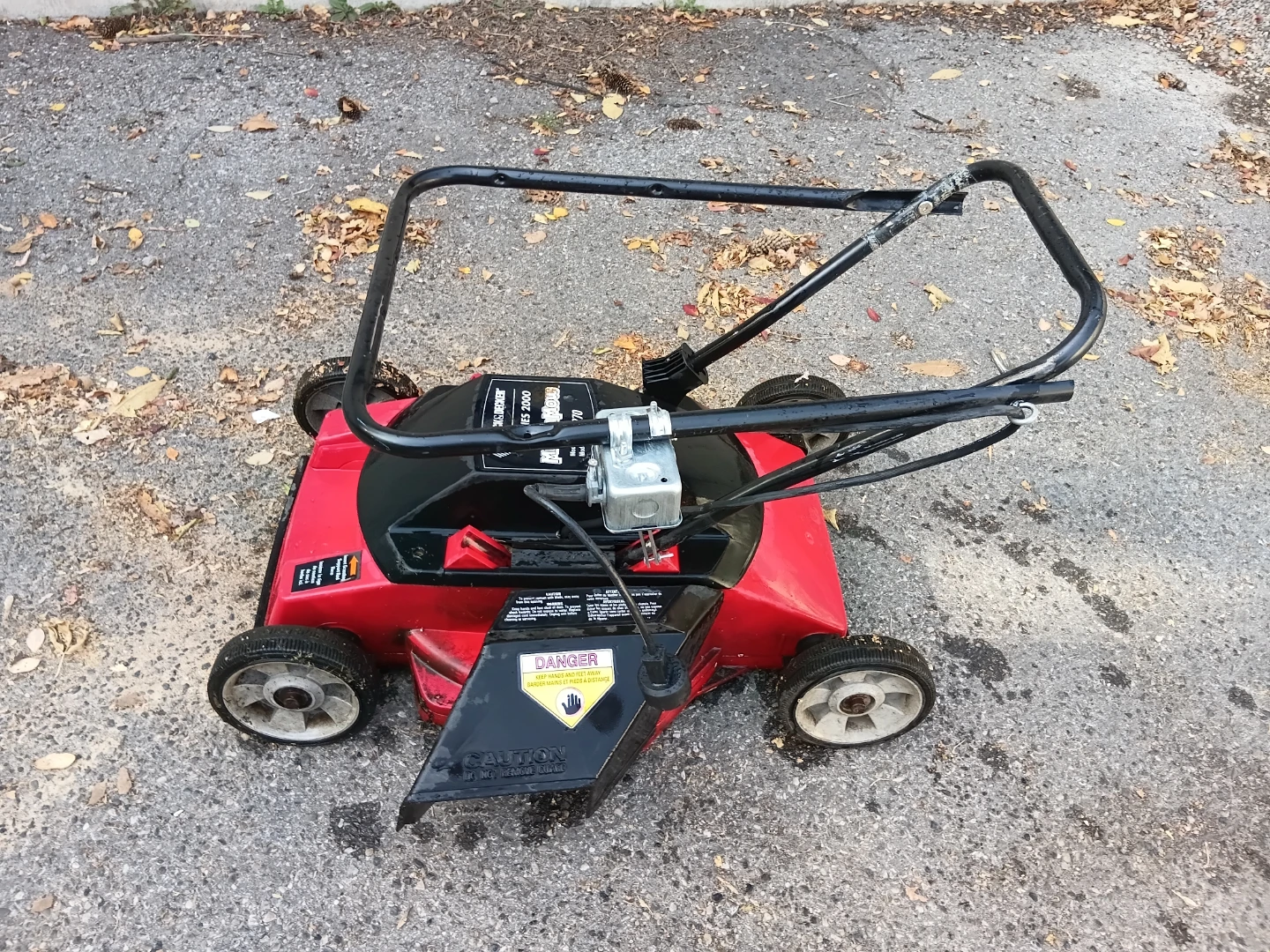 Black & Decker 18" Mulch'n'Mow Electric Lawnmower - photo 4