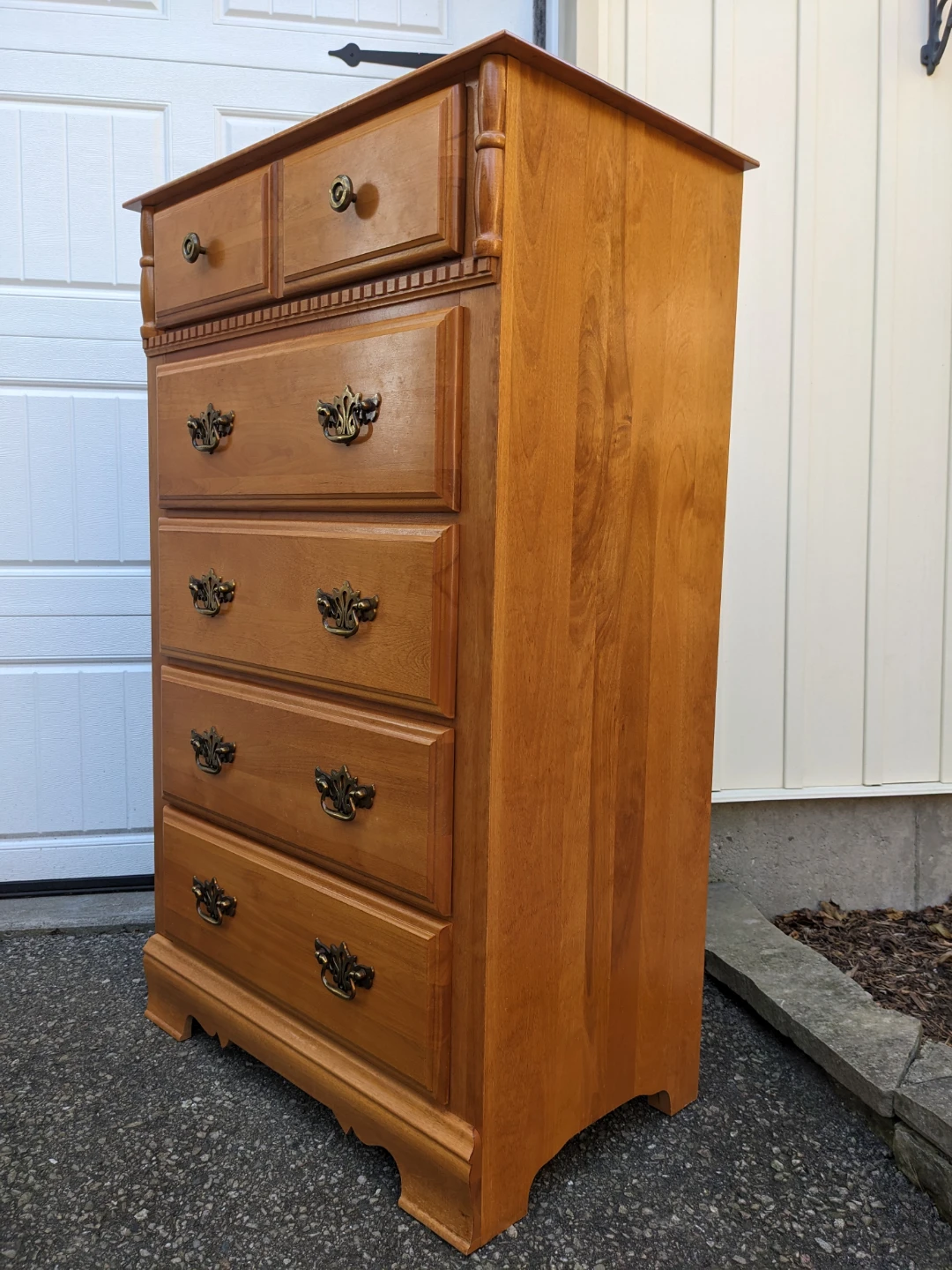 5 Drawer Chest in Solid Maple - photo 4