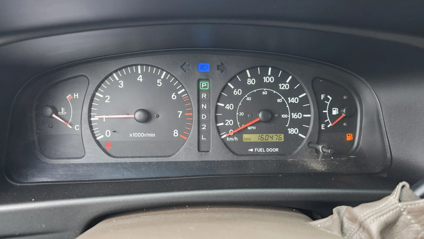2000 Toyota Sienna LE – Low Kms! - photo 3