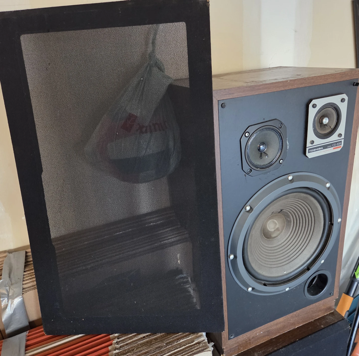 Toshiba CS-335 3-Way Speakers - photo 3