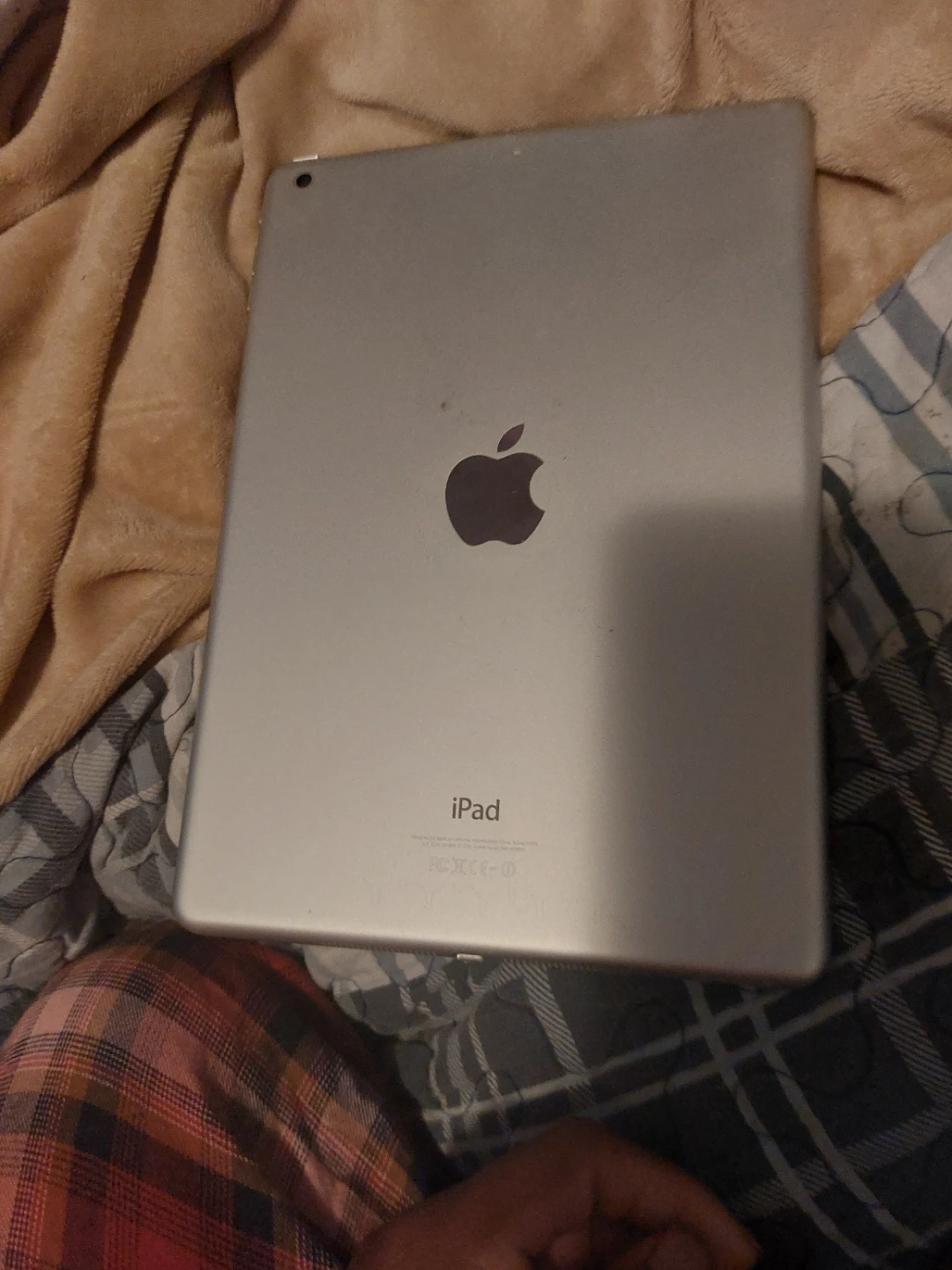 Apple iPad with protective case - photo 3