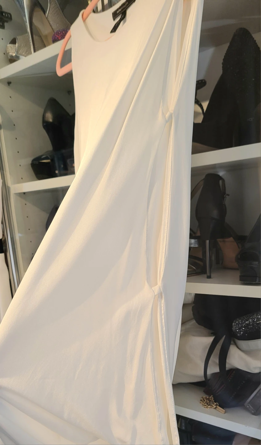 BCBGMAXAZRIA White Sleeveless Top - photo 3