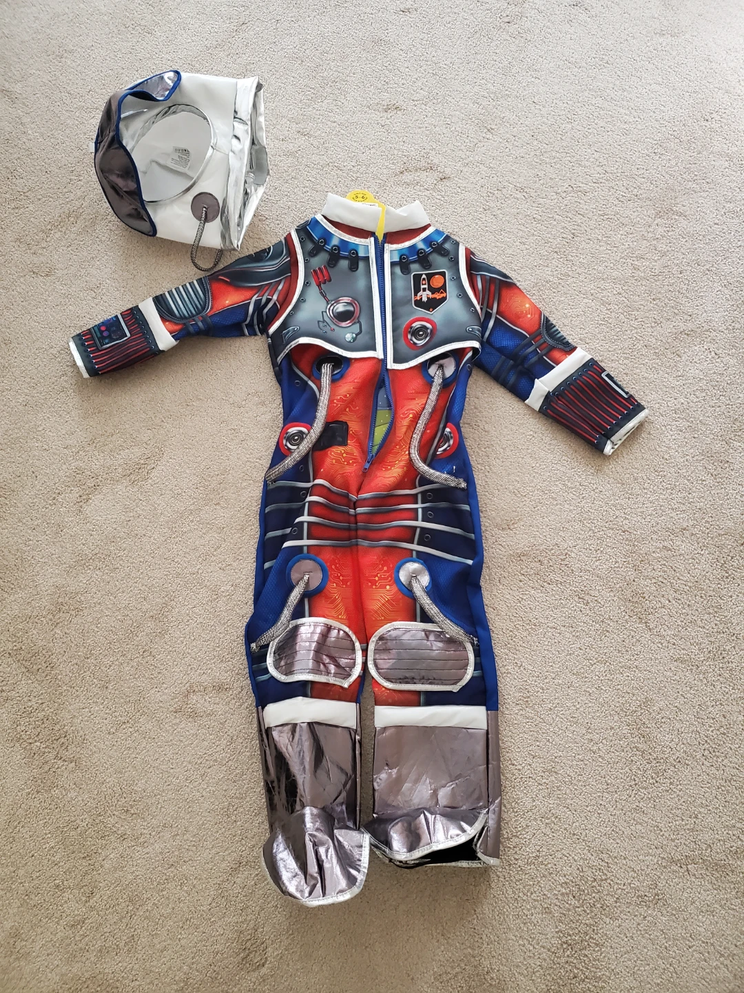 Halloween costume for kids (age 5-6)