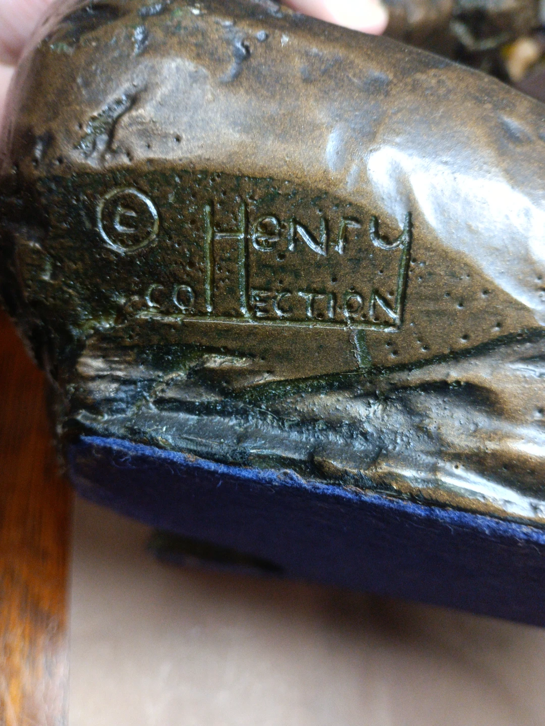 Henry Collection bronze tone sculpture - photo 5