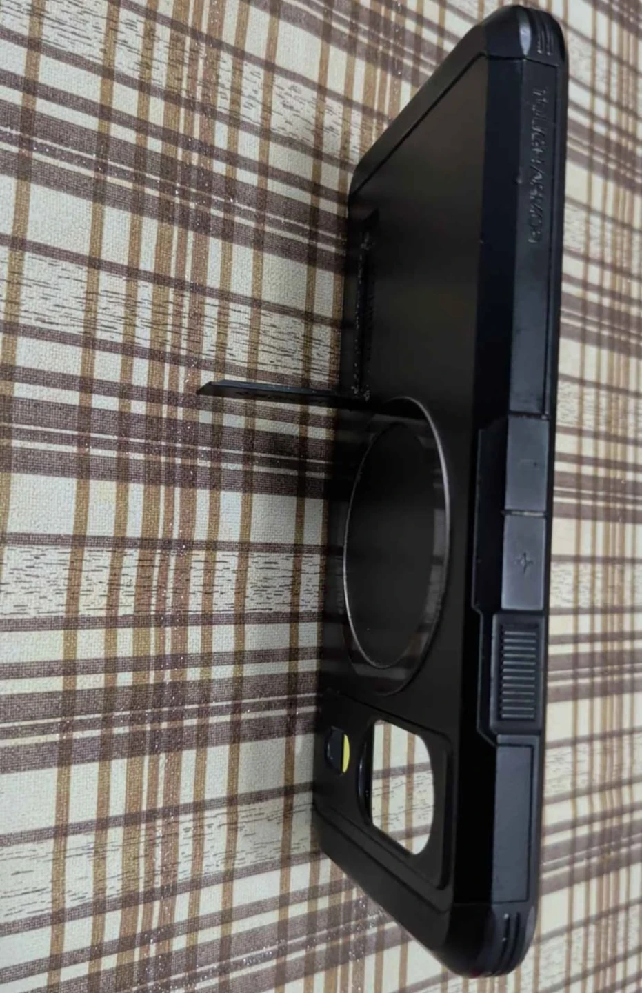 Spigen Case for Pixel 8 - photo 3