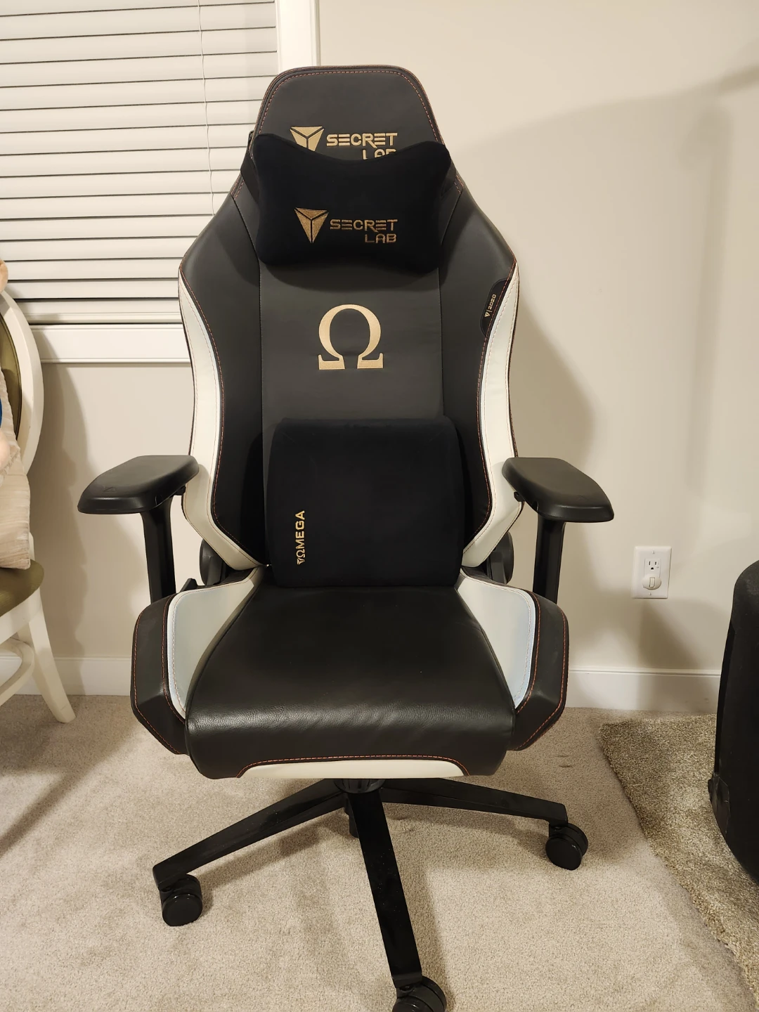 Secretlab Omega 2020 Series Gaming Chair