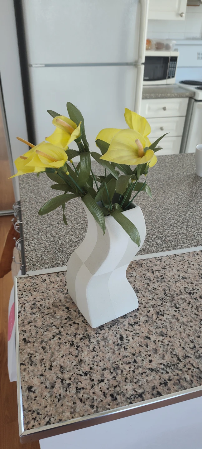 Modulus Ceramic Vase with Artificial Flowers