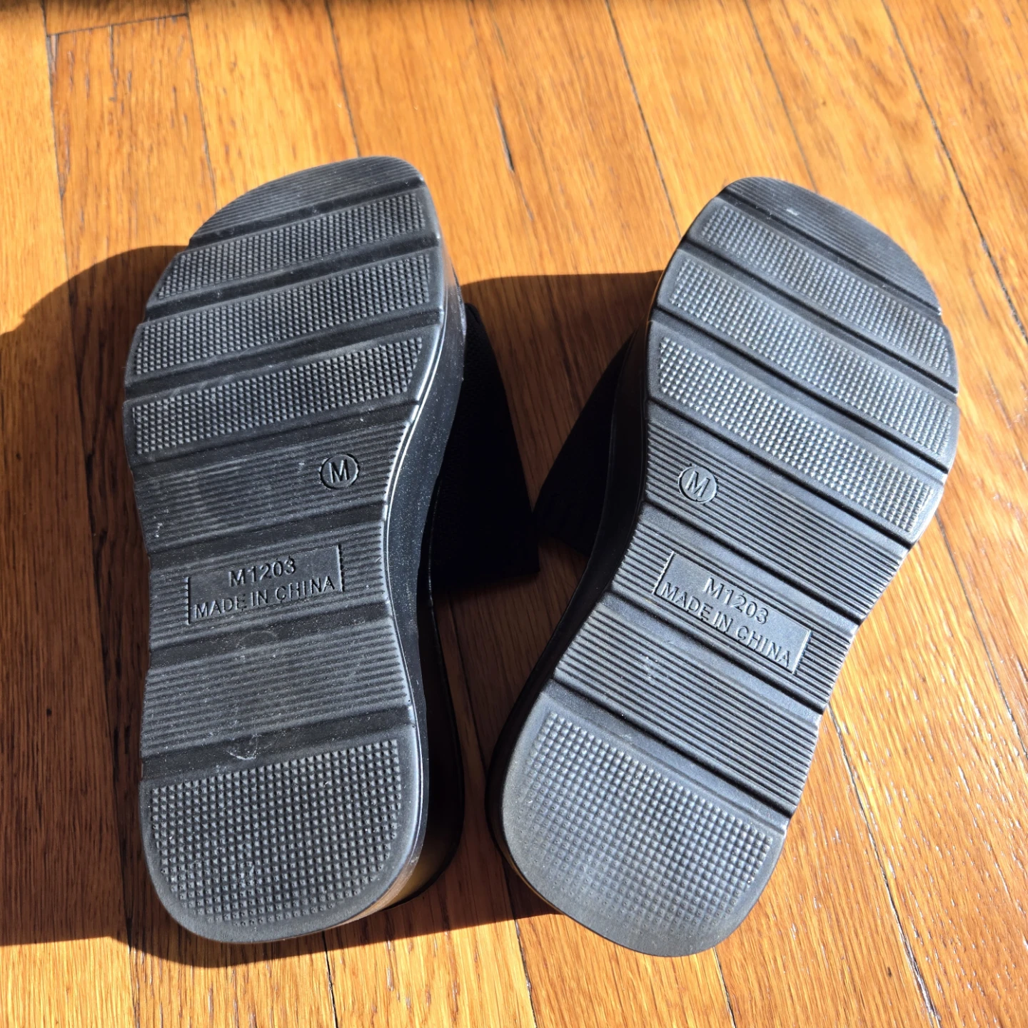 Black Platform Slide Sandals - photo 5