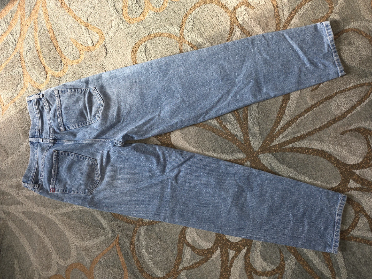 BDG High-Rise Baggy Jeans