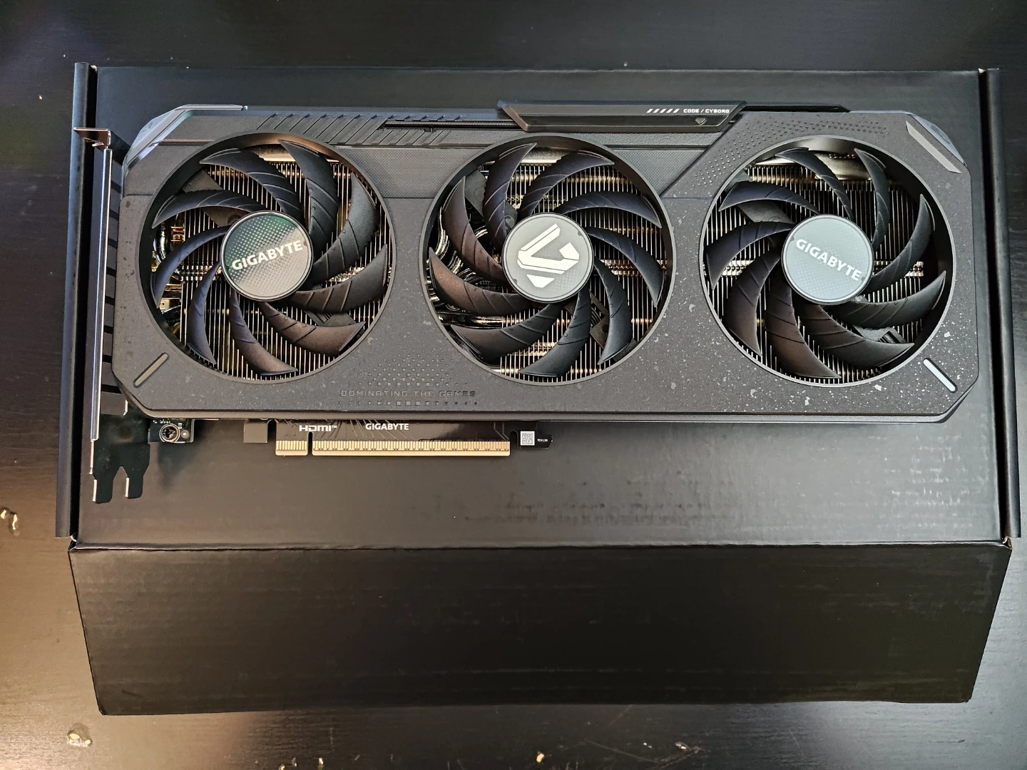 Gigabyte GeForce RTX 5060 Ti Gaming OC 16G Graphics Card - photo 5