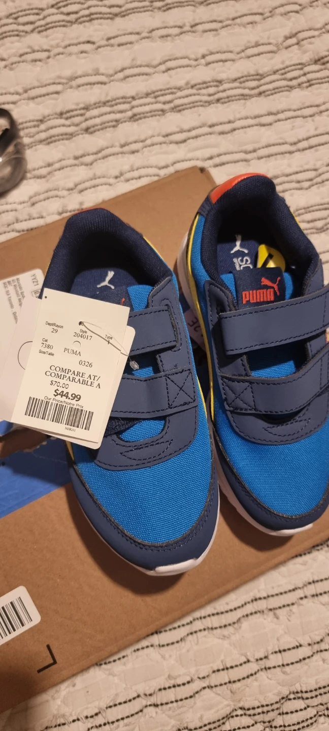 Kids’ Puma sneakers, size US 1C / EU 32