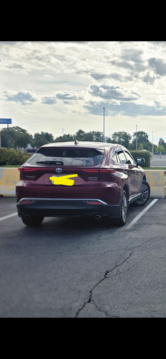 2021 Toyota Venza Limited Hybrid - photo 4