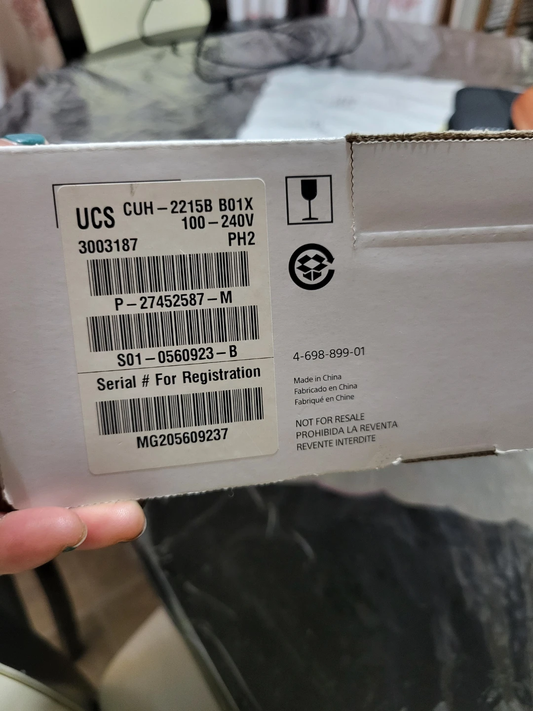 Sony PlayStation 4 (PS4) Console - CUH-2215B - photo 2