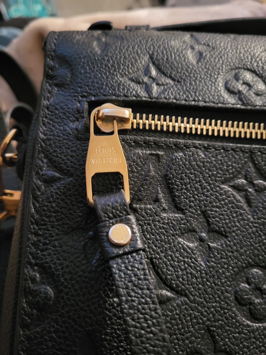 Louis Vuitton Black Monogram Empreinte Leather Bag - photo 3