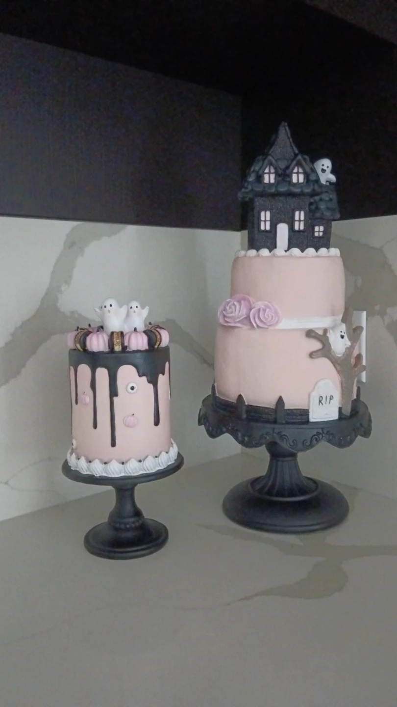 Halloween cake decorations