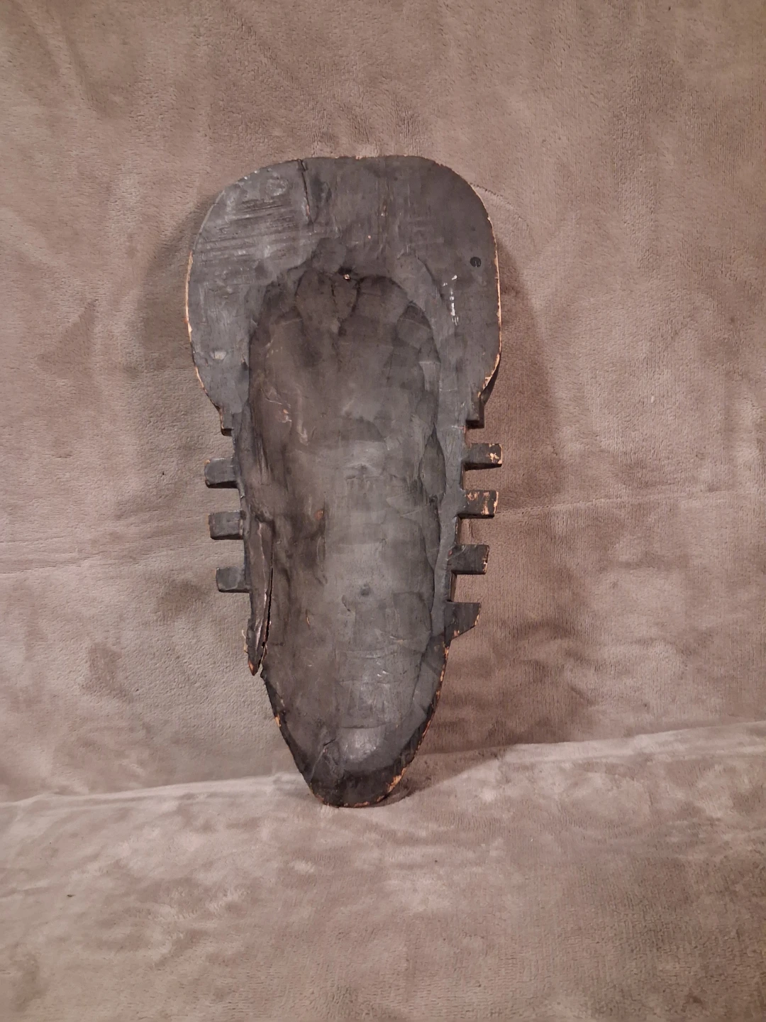 hand-carved wooden Mask - photo 3