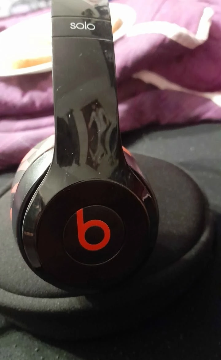 Beats Solo 2 Headphones - photo 2