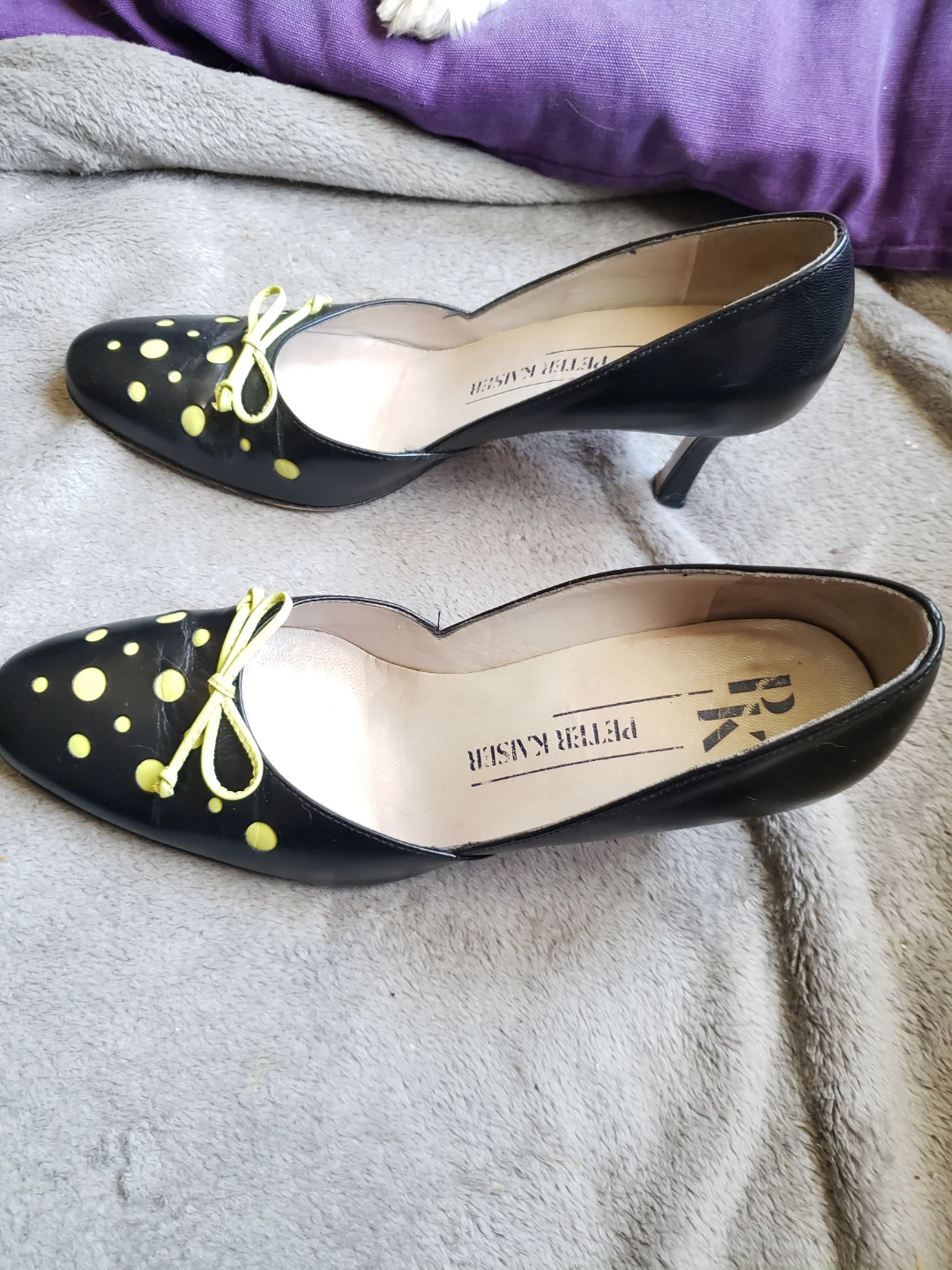 Peter Kaiser Black Leather Heels with Yellow Polka Dots - photo 2