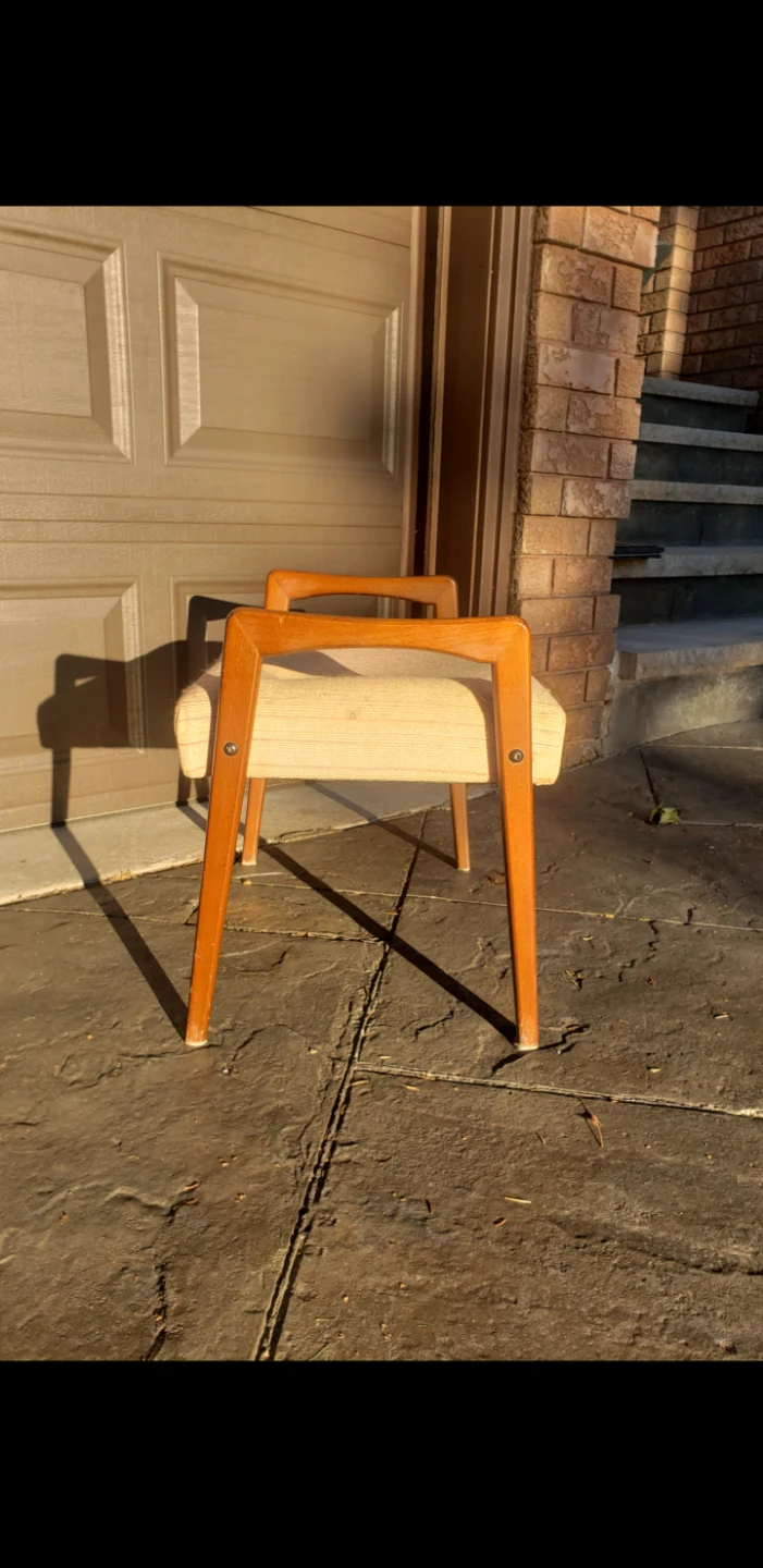 Johanson Design Footstool - photo 2