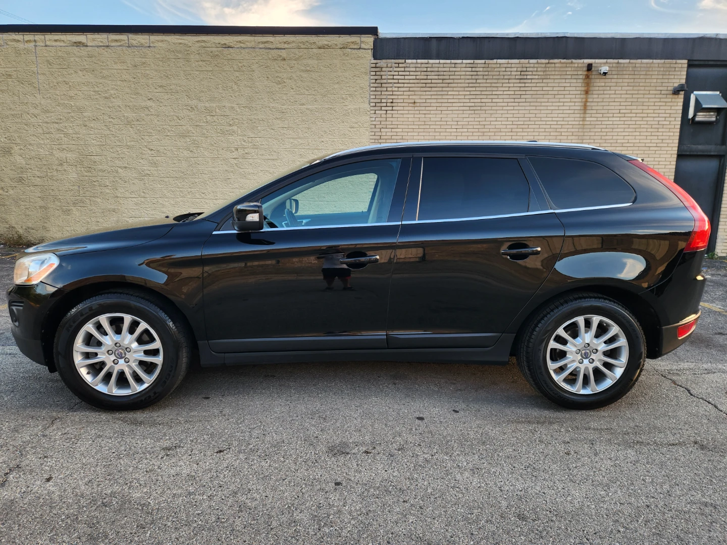 2010 Volvo XC60 AWD T6