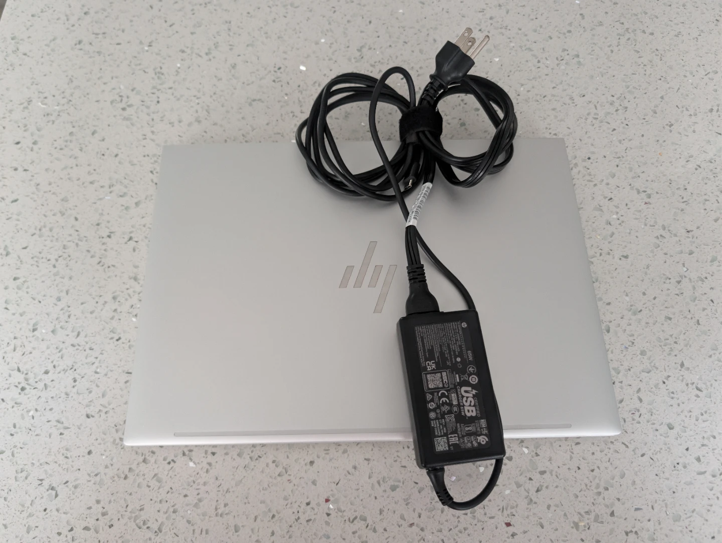 Hp Elitebook 840 G9 - photo 2