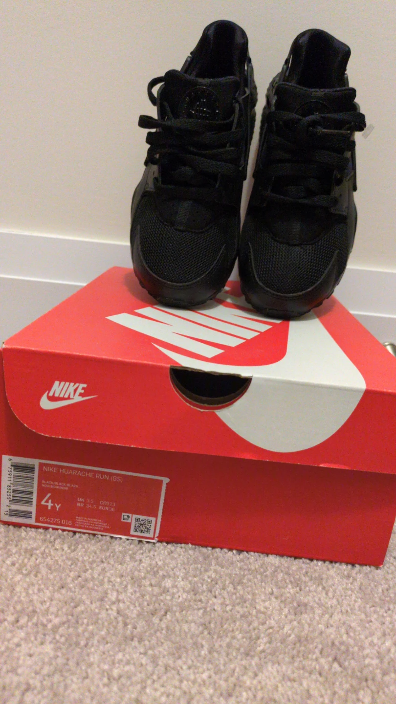 Nike Huarache Triple Black Sneakers - photo 3