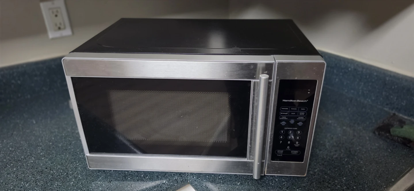 Hamilton Beach Countertop Microwave